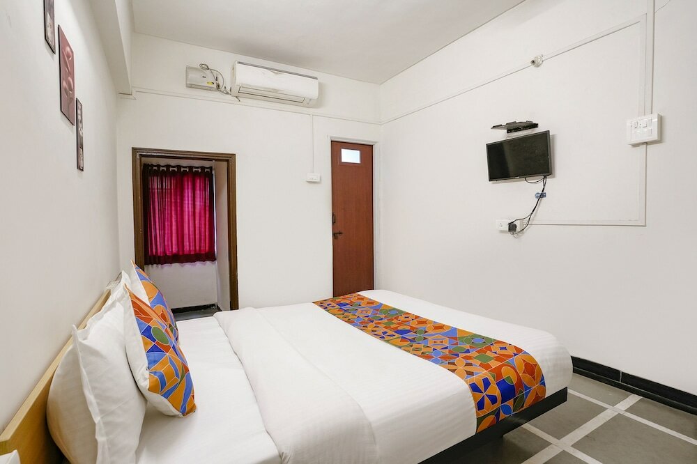 Фото Fabhotel Saubhagya Inn