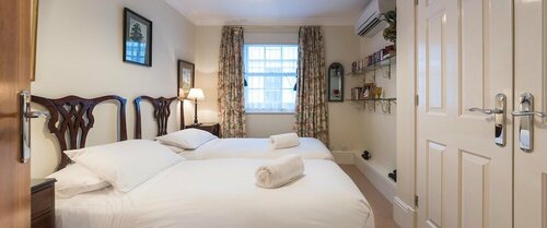 A Place Like Home - Elegant Apartment near Green Park