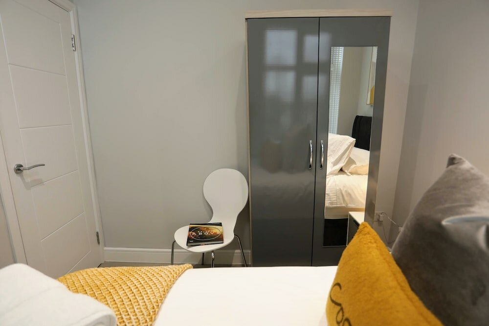 Фото Stanhope Road Apartments