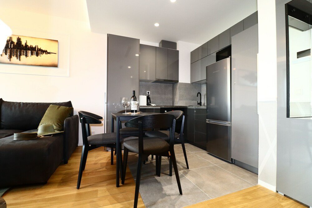 Фото Apartments Royal Sakura Park