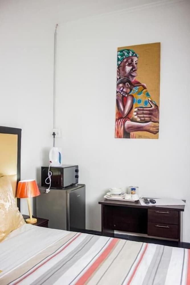 Фото 18 On Sherlock