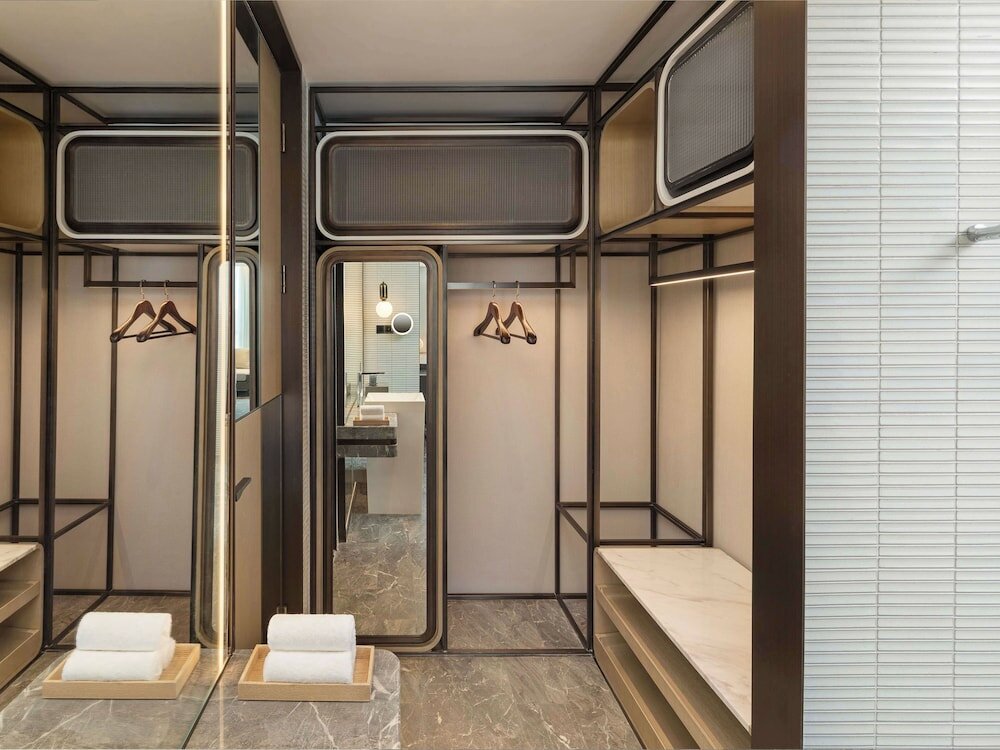 Фото DoubleTree by Hilton Kunming Airport