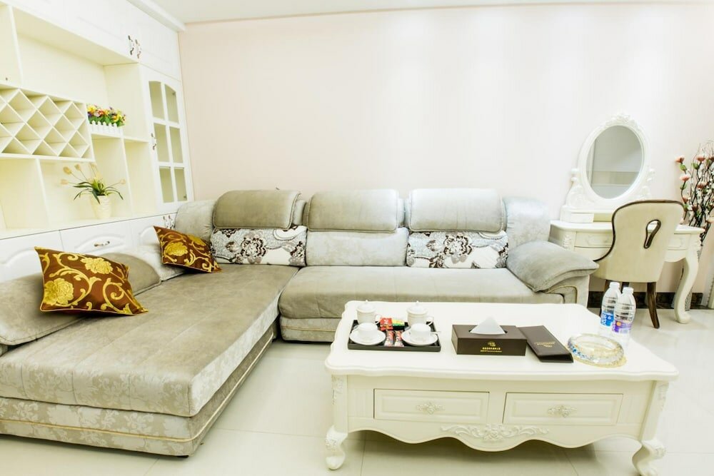 Фото Yoyo International Apartment