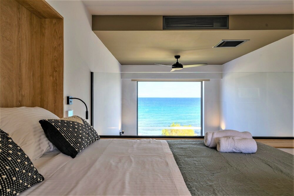 Фото Cubes On The Beach Athens airport