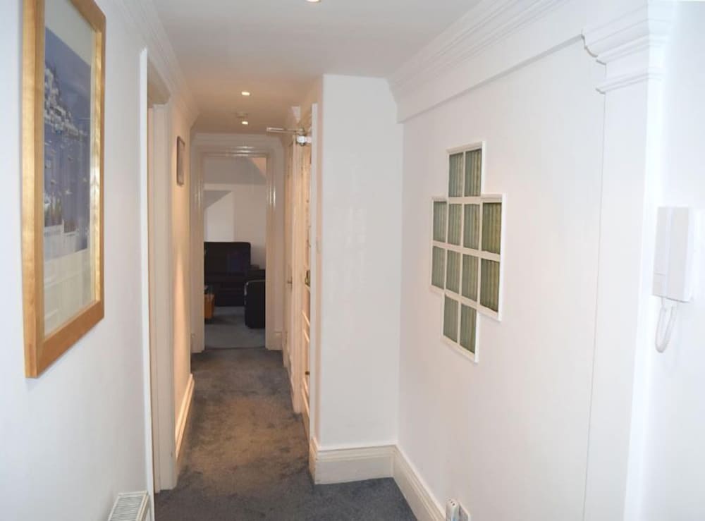 Фото Cavendish House