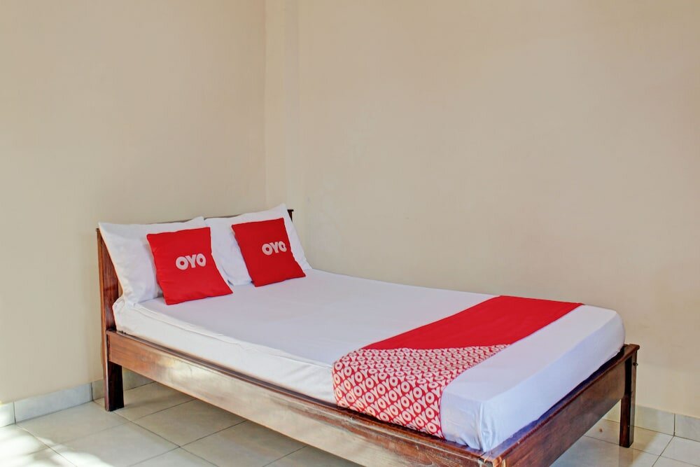 Фото Oyo 92961 Amor Kost