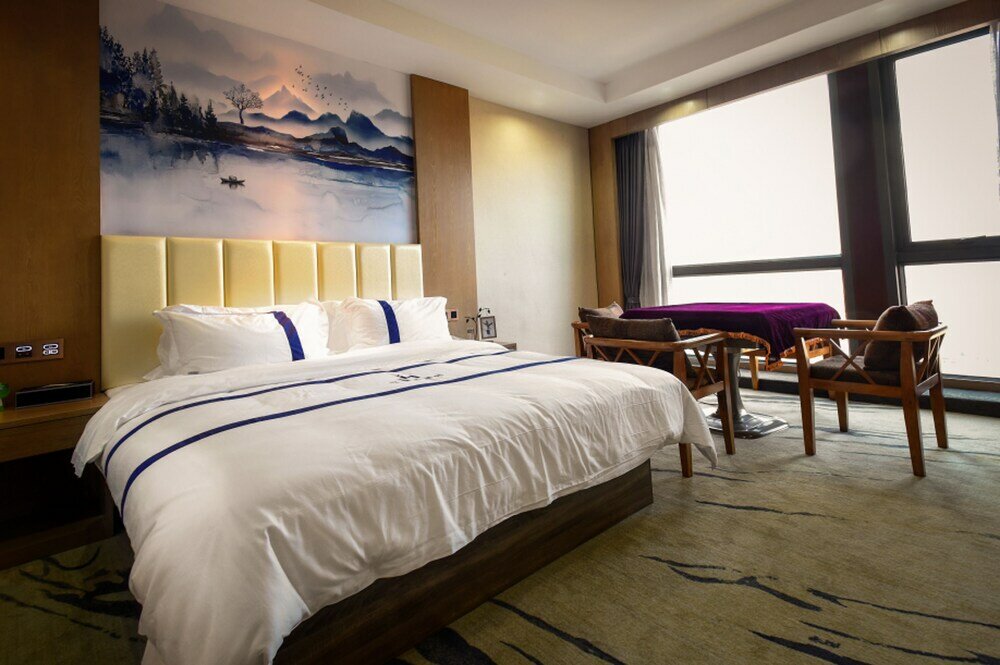 Фото Guiyang Jianghao Grand Hotel