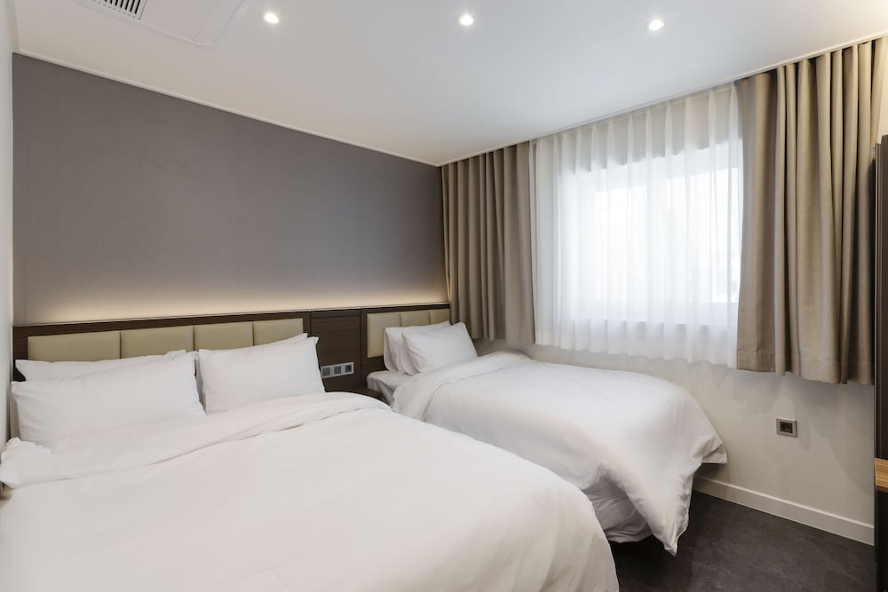 Фото Busan Lounge 26 Hotel