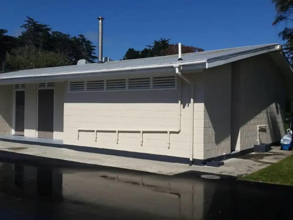 Фото South Brighton Holiday Park