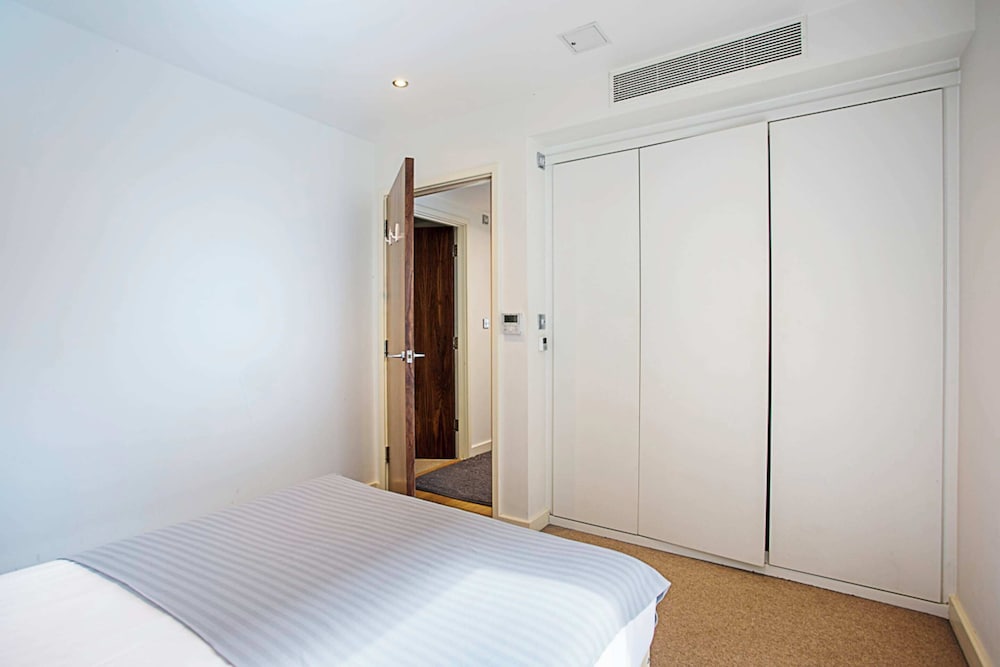 Фото Gorgeous Westminster Flat