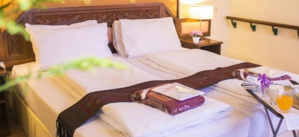 Фото People Place Boutique In Town Hotel