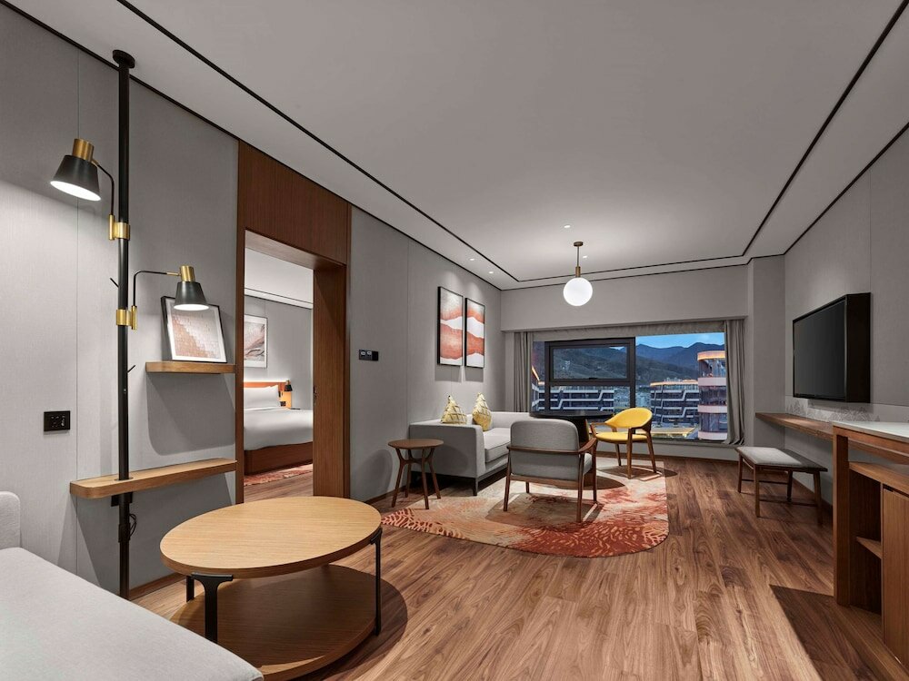 Фото Hilton Garden Inn Lhasa