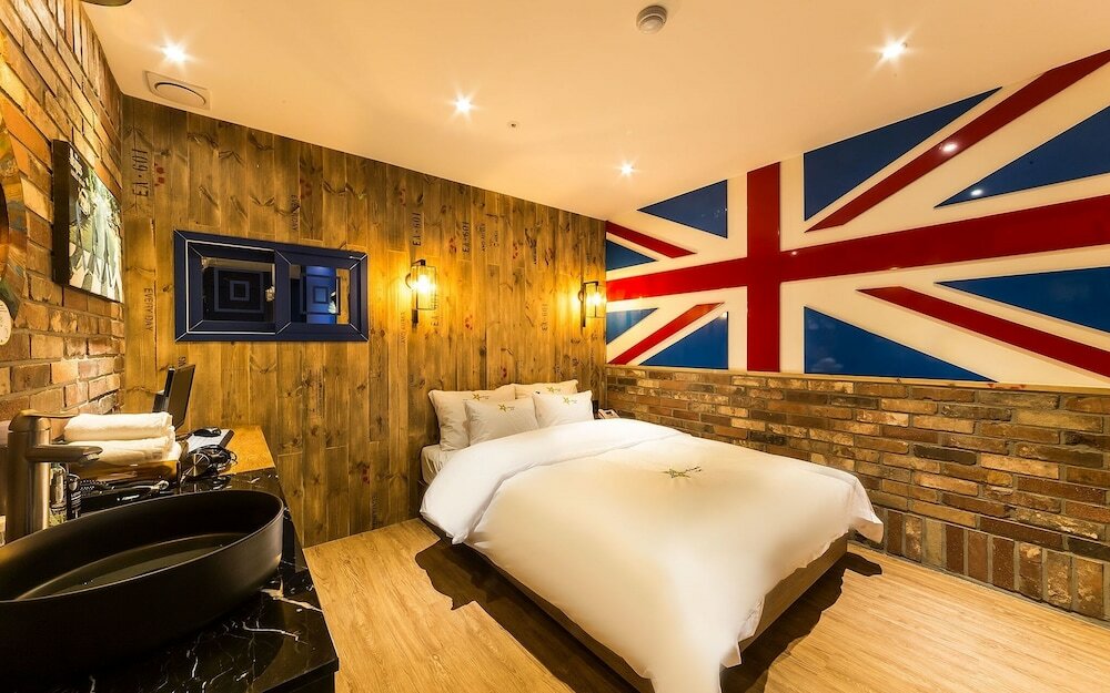 Фото Anyang Beomgye Byeol Hotel