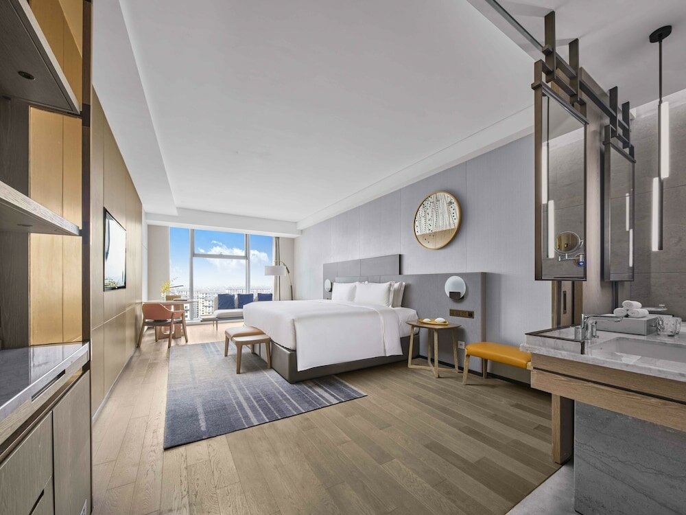 Фото Vignette Collection Hangzhou Huaxia Center Hotel, an Ihg Hotel