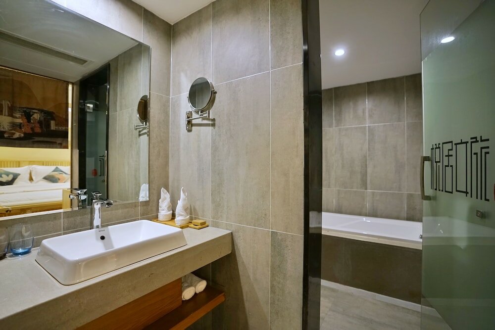 Фото Yuexijiang Boutique Holiday Hotel