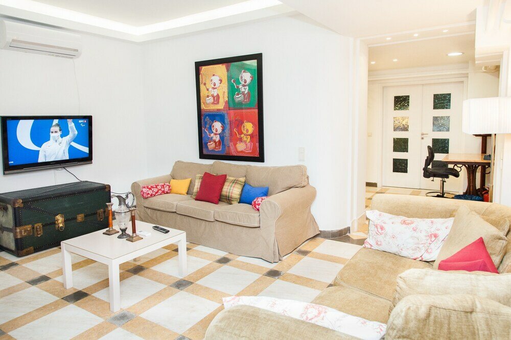 Фото Chic Charming Central Athens Apt