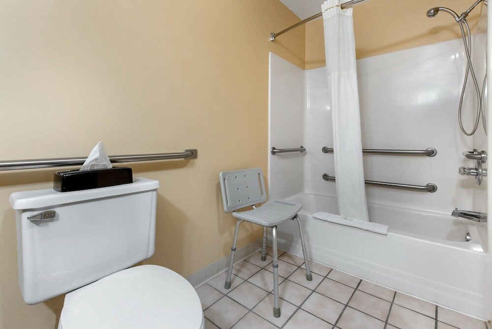 Фото Quality Inn & Suites Lebanon I-65