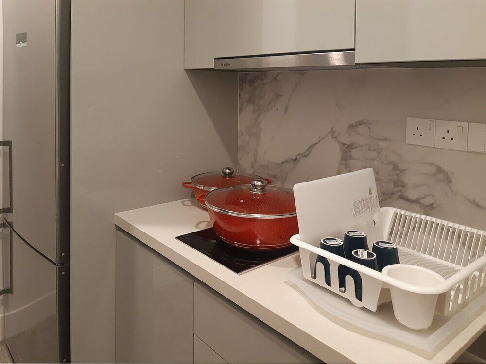 Фото The Hollwood Suites at Platinum