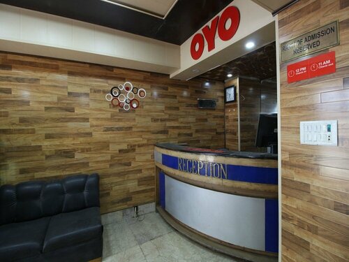 Гостиница Oyo 29553 Hotel Essar в Сринагаре