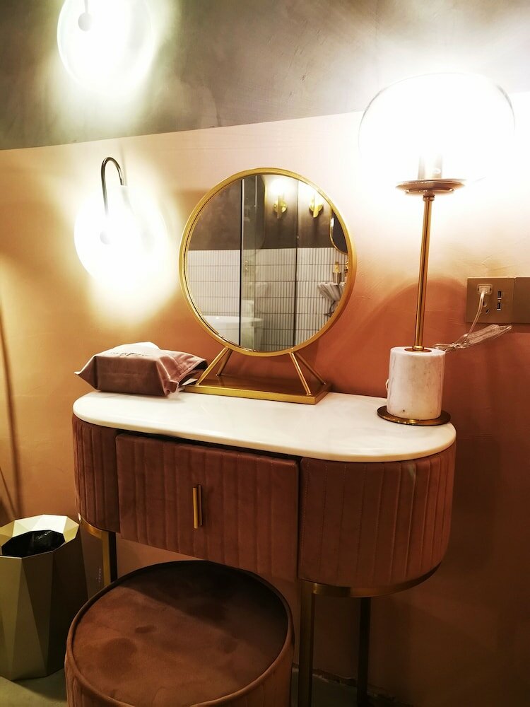 Фото Black Gold Factory Boutique Design Hotel