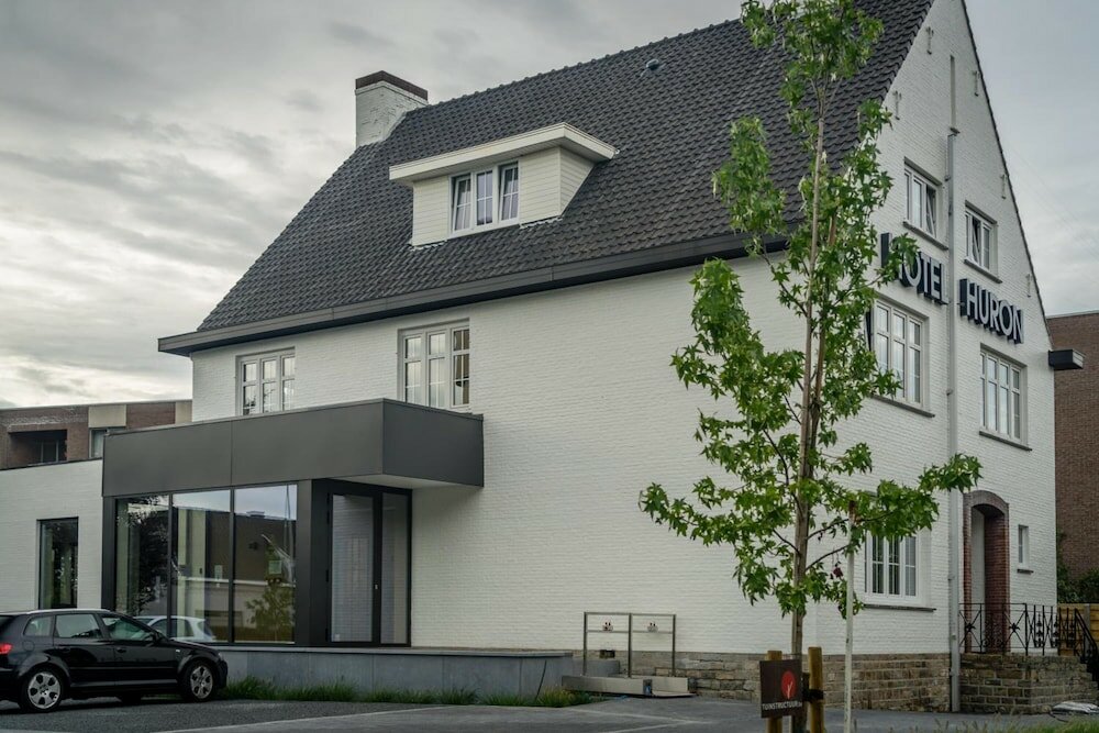 Фото Hotel Huron