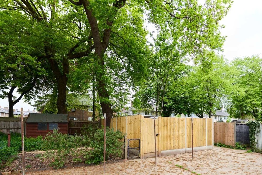 Фото The Wandsworth Loft - Entrancing 2bdr Flat With Garden