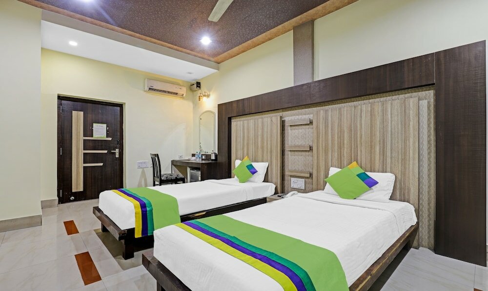 Фото Treebo Trend Apollo