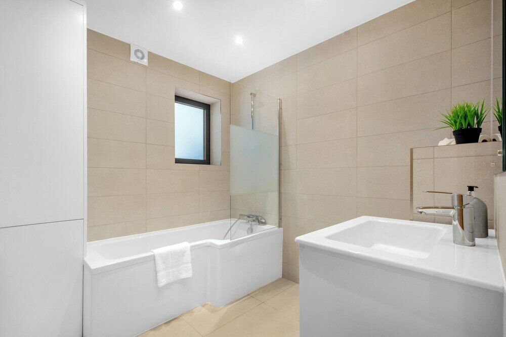 Фото Three Bed Spacious Apartment in Dalston