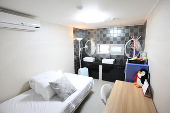 Фото Lombard House - Hostel