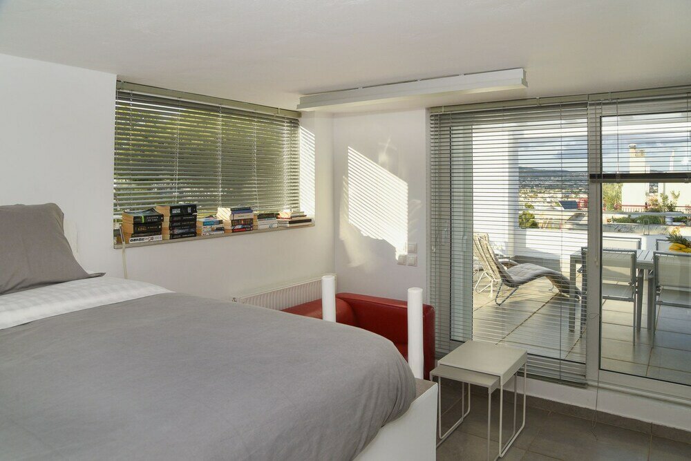 Фото The coolest loft & terrace Varkiza SV