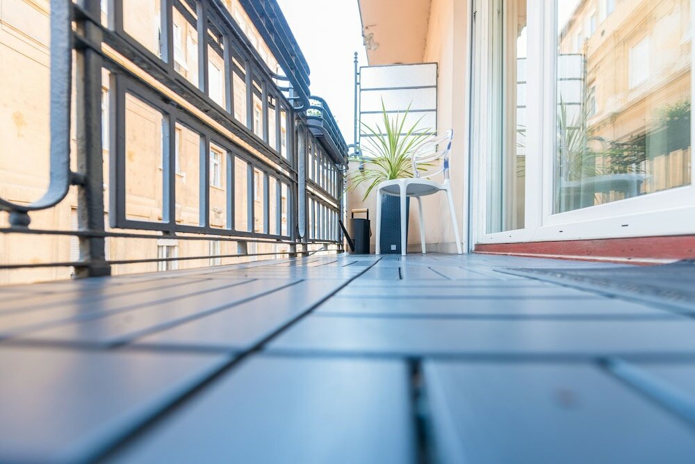 Фото Venus Apartments - Liberty Bridge