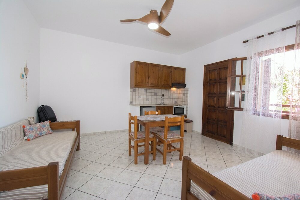 Фото Rena Apartments by Checkin