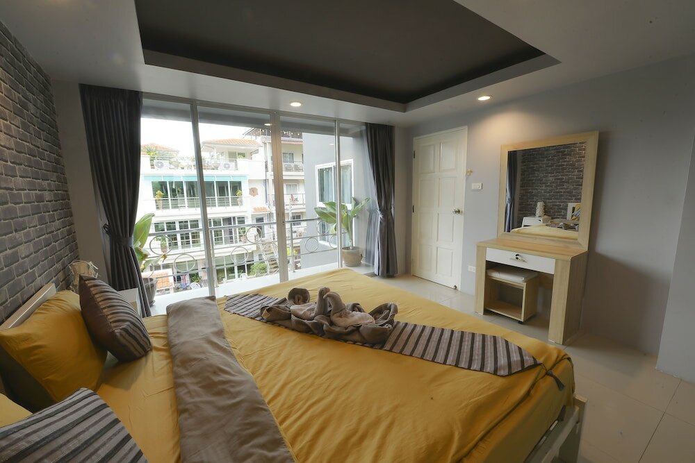 Фото Livit70's hotel & hostel