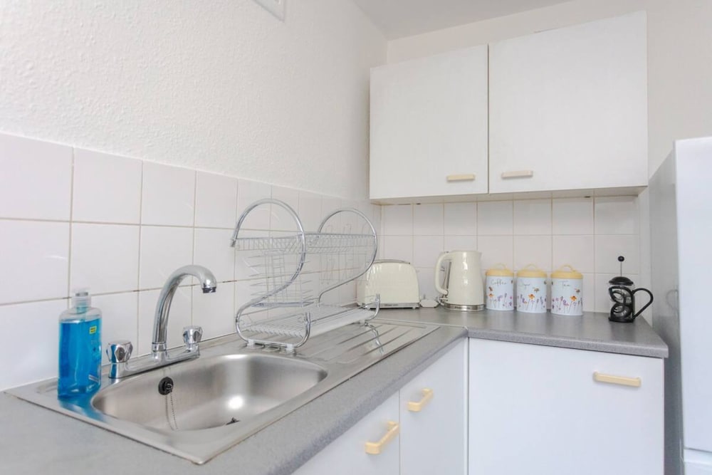 Фото Quiet 2 Bedroom Flat in Peckham Rye