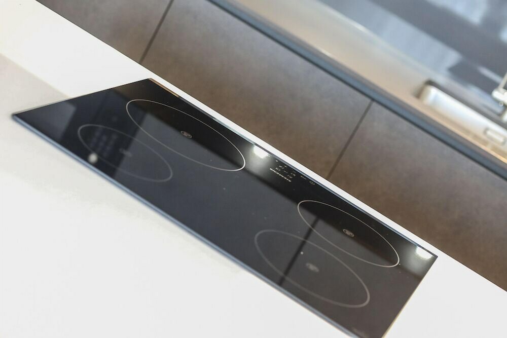 Фото King John Court Apartments