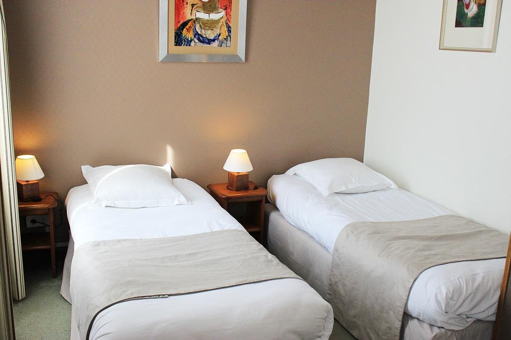 Фото Hôtel Porte Mars Reims Gare Centre