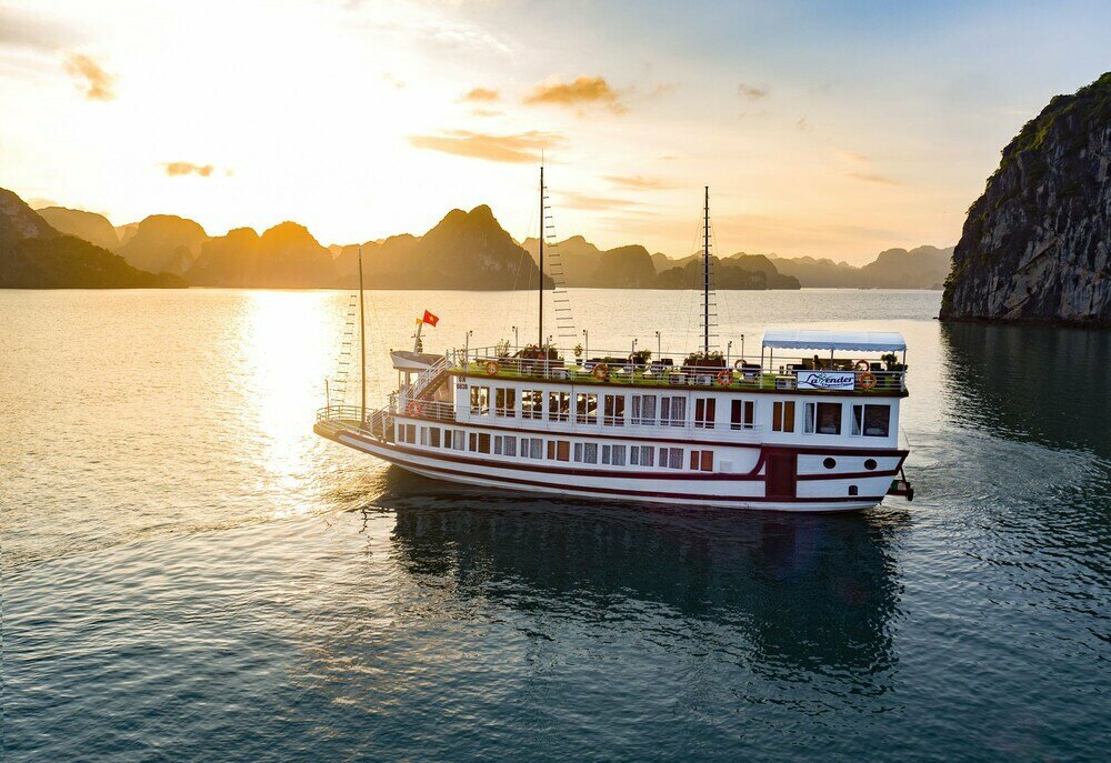 Hotel Lavender Elegance Cruise, Quảng Ninh Province, photo