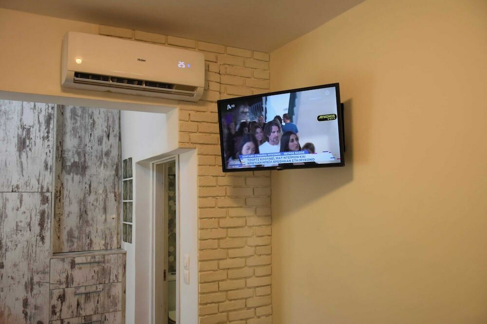 Фото Amazing Traditional Stone house Skiathos