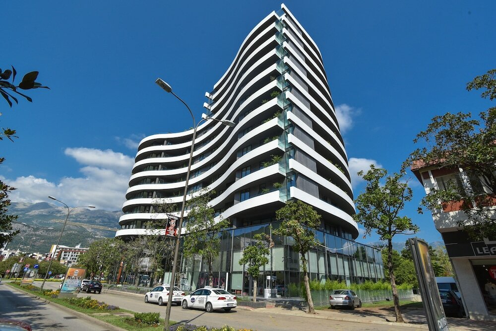 Фото Royal Gardens Apartments