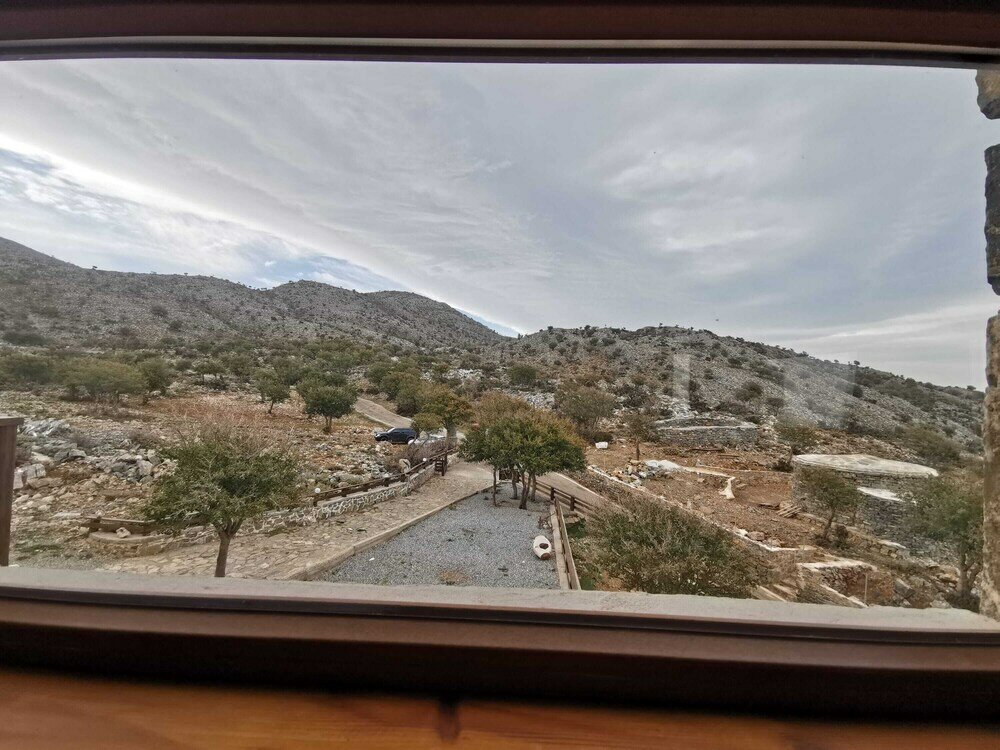 Фото Psiloritis Retreat Hotel