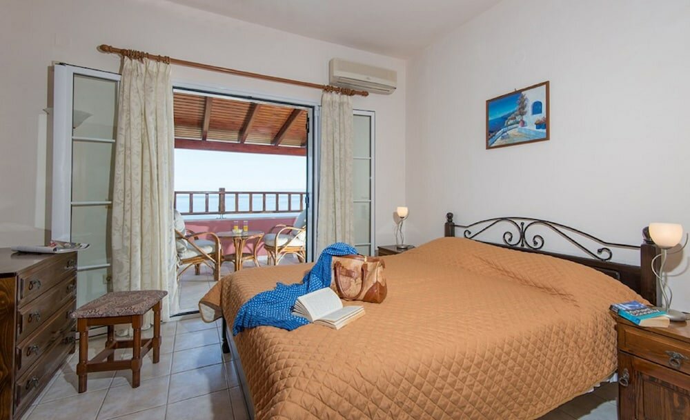 Фото Blue Horizon