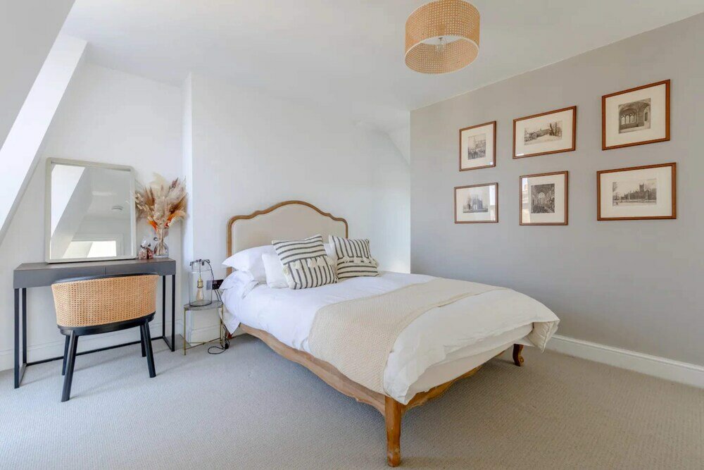 Фото Stunning 3bd Home - Clapham, Near Northcote Rd