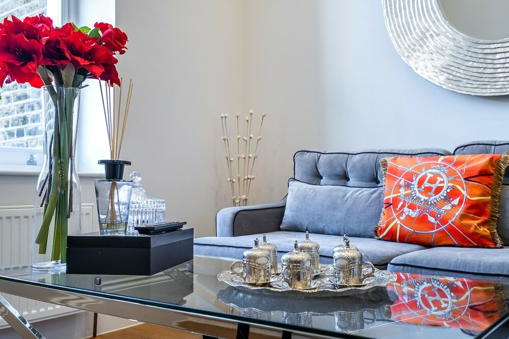 Фото Lak Serviced Apartments