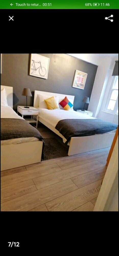 Фото ParkWest Apartments