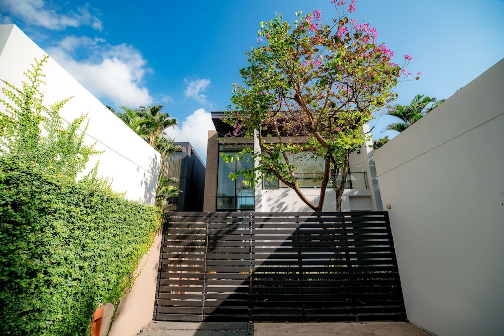 Фото Beachfront Villa Danang Beach