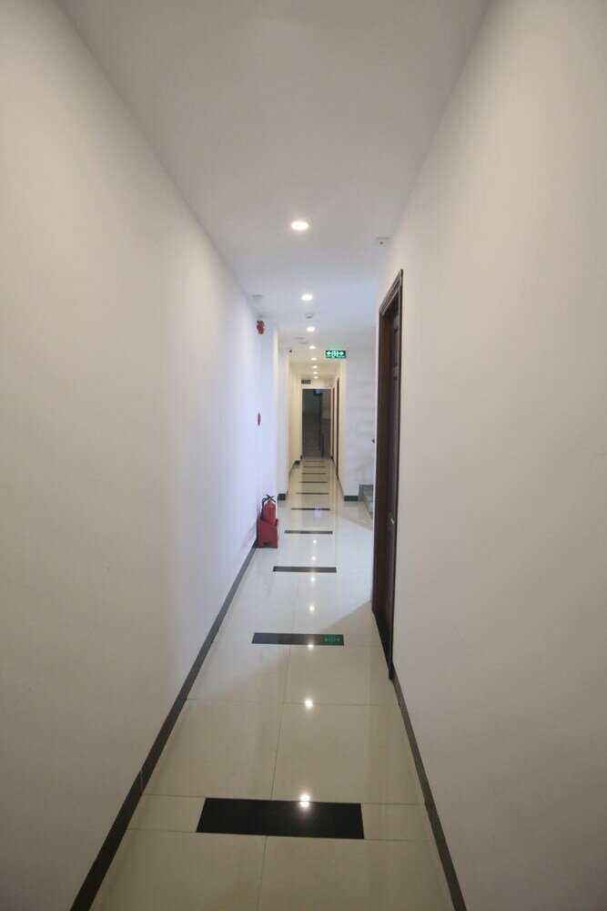 Фото Vivian Hotel