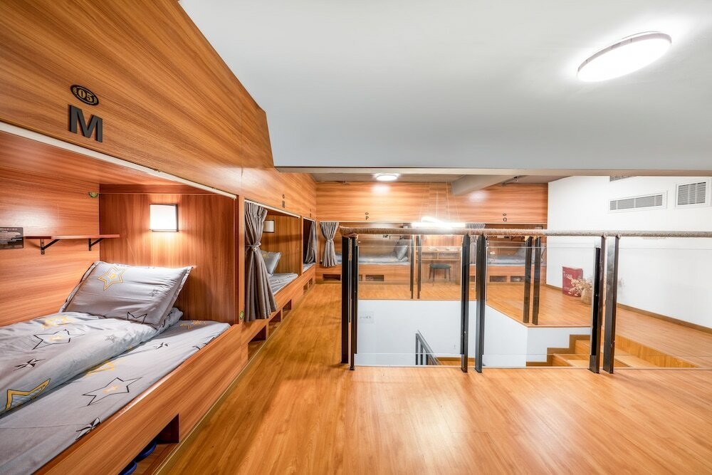 Фото Riverside Youth Hostel