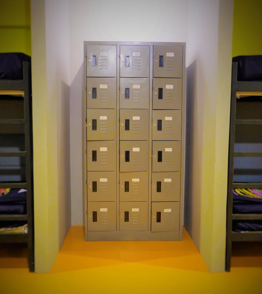 Фото Youth Hostel