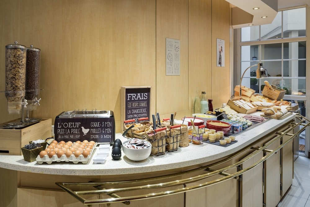 Фото ibis Paris Ornano Montmartre North 18th