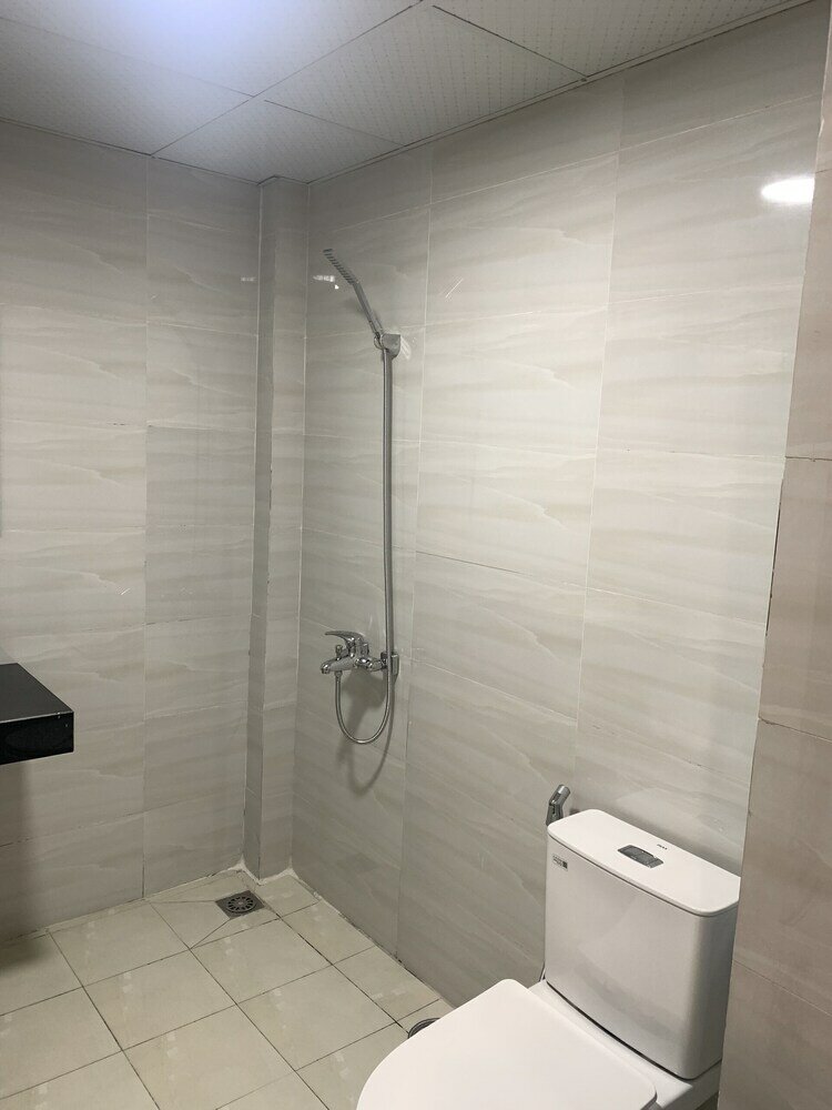 Фото Apricot Garden Hotel